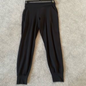 Lululemon black size 8 joggers